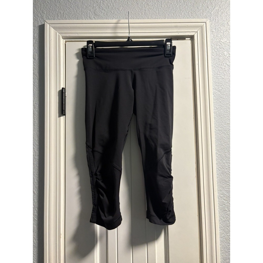 Lululemon Cropped Leggings Women Size 6 Black Mesh Ruched Run Inspire Capri